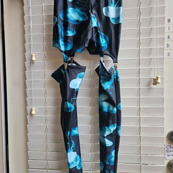 Blackmilk Jelly Suspender Leggings - Picture 3 of 3